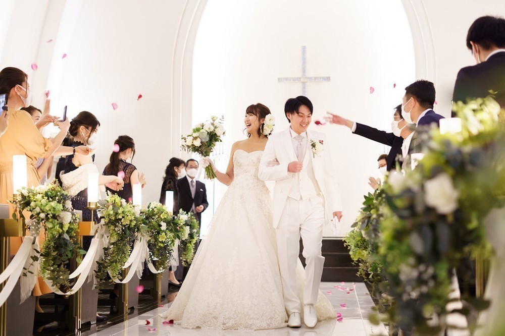 ゲストからのサプライズに涙!?笑顔と絆のウエディング♡