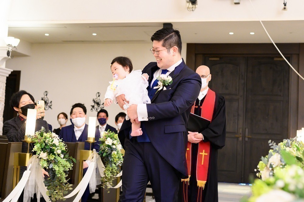 しあわせいっぱいの結婚式に、個性をひとさじ♡ 
笑顔と絆の結婚式