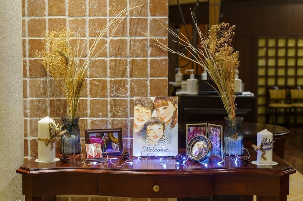 新郎からのサプライズに感激！
家族の絆や友情に包まれたファミリー婚