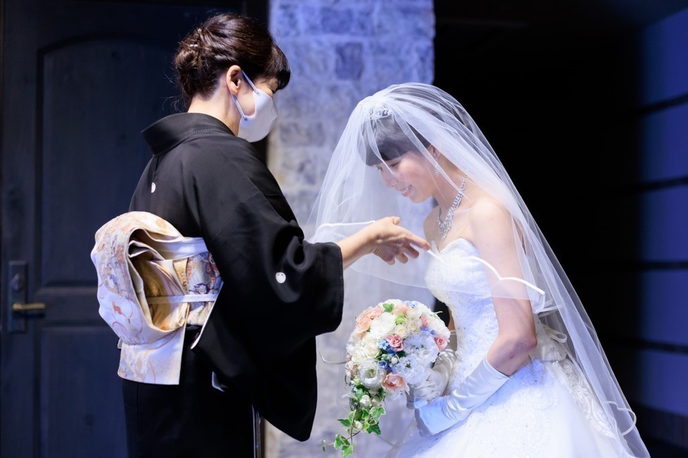 ゲスト参加型が盛りだくさん！
共通のご友人と笑顔いっぱいの結婚式♡