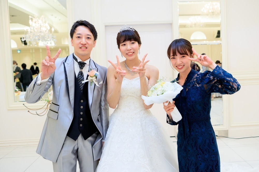 ゲスト参加型が盛りだくさん！
共通のご友人と笑顔いっぱいの結婚式♡