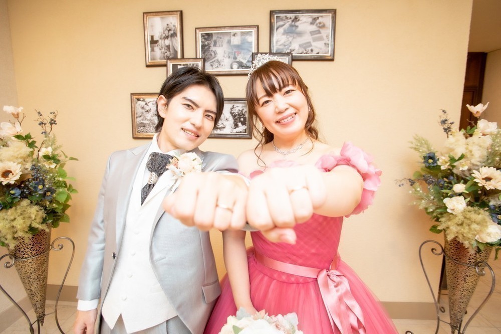 新郎様から新婦様へ心こもったサプライズ♡
感動と笑顔いっぱいの素敵な結婚式
