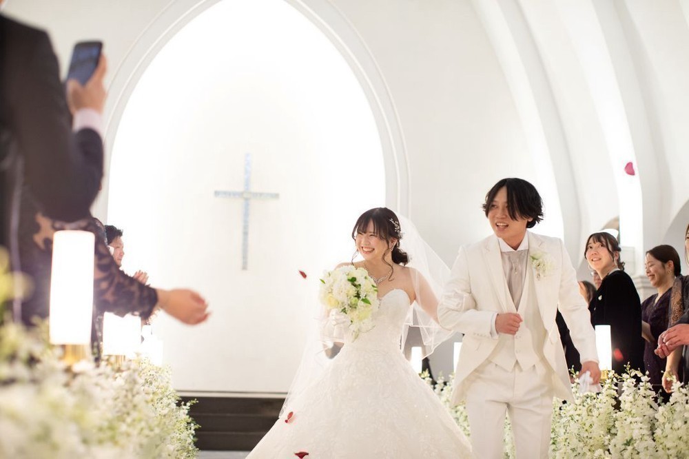 ゲストと創り上げる人前式♡披露宴は笑顔が溢れるひとときに