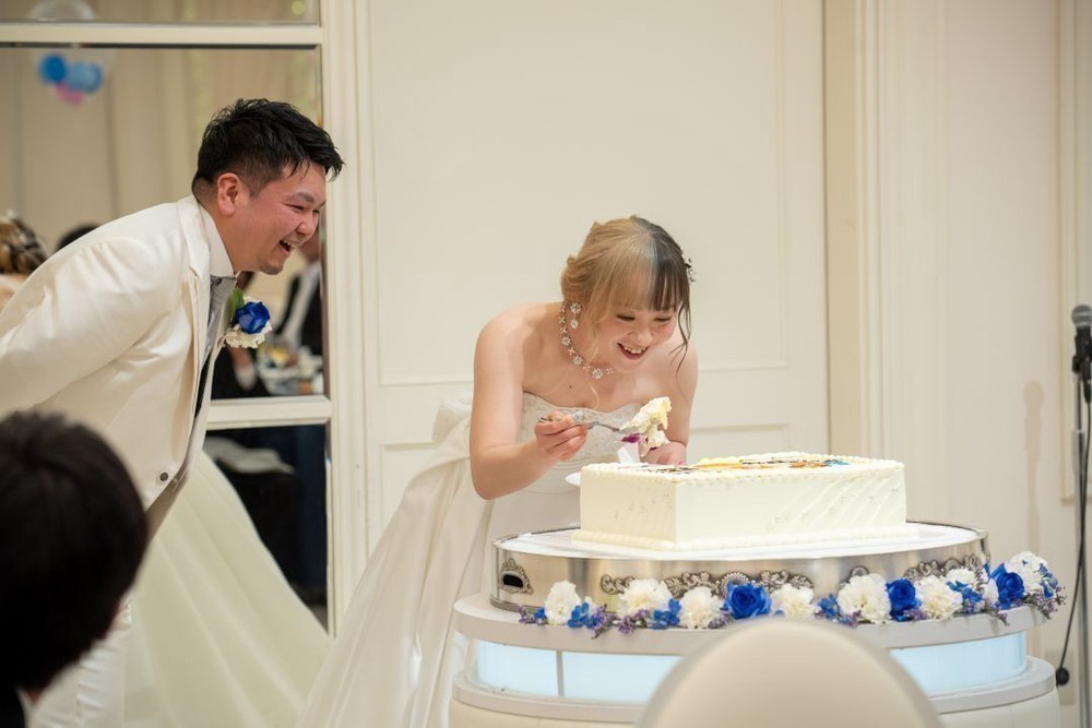 ♡青をテーマに、大切な人たちに
見守られながらおふたりらしいウェディング♡