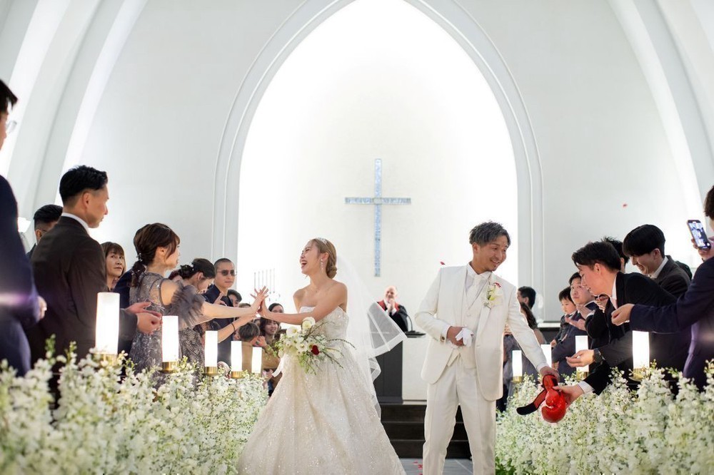 おふたりから家族へ
～想いがつながるあたたかなウェディング～